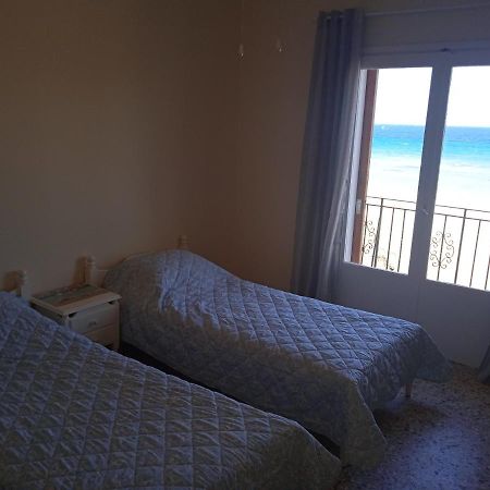 Apartment On The Beach أرتيميدا المظهر الخارجي الصورة